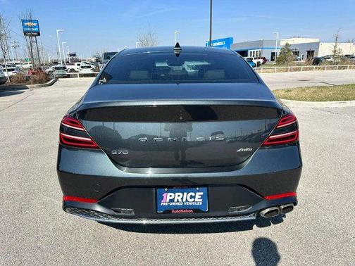 2022 Genesis G70 2.0T AWD
