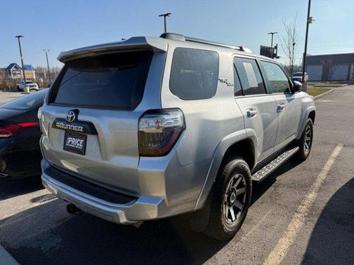 2024 Toyota 4Runner TRD Off Road