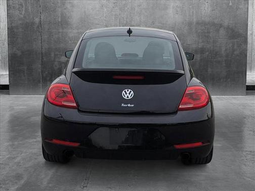 2014 Volkswagen Beetle DSG 2.0T R-Line