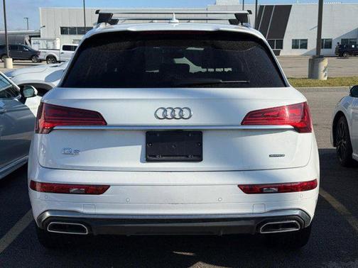 2024 Audi Q5 45 S line Premium Plus