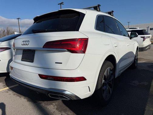 2024 Audi Q5 45 S line Premium Plus
