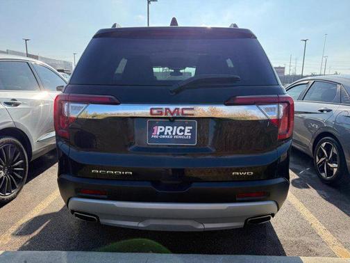 2023 GMC Acadia AWD SLT