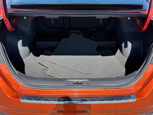 Sunset Drift Chromaflair 2021 Nissan Altima SR FWD