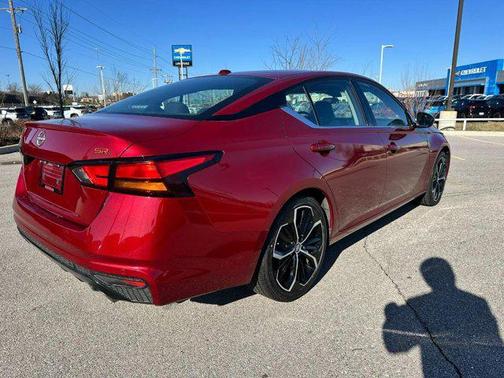 2024 Nissan Altima SR FWD