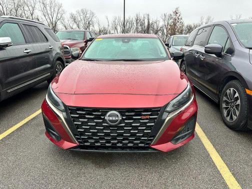 2024 Nissan Altima SR FWD