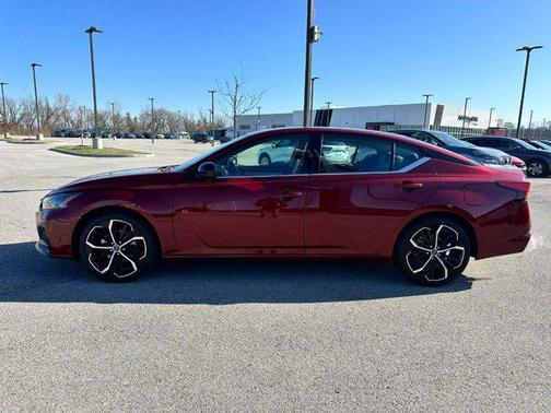 2024 Nissan Altima SR FWD