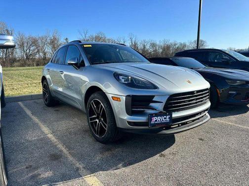 2021 Porsche Macan AWD