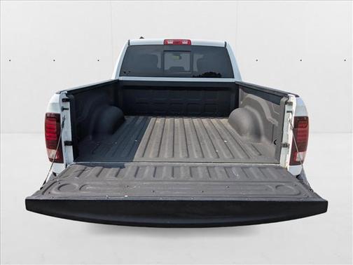2023 RAM 1500 Classic Warlock Crew Cab 4x4 5'7' Box