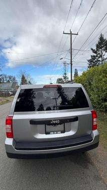 Silver 2017 Jeep Patriot Sport