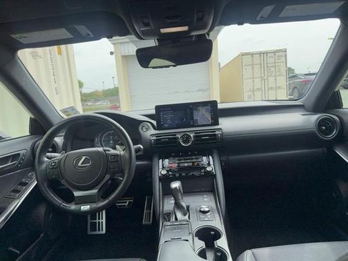 Infrared 2023 Lexus IS 350 Base