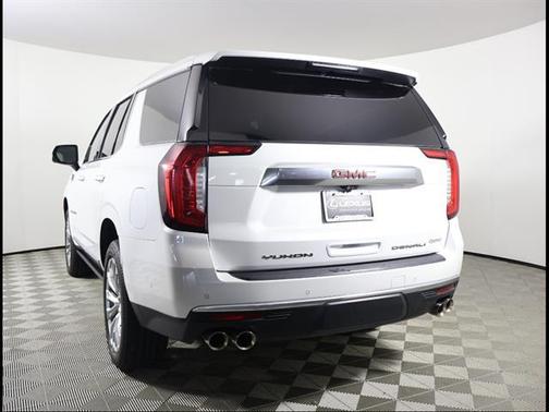 White Frost Tricoat 2023 GMC Yukon Denali