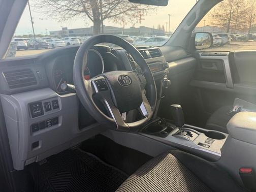 2013 Toyota 4Runner SR5