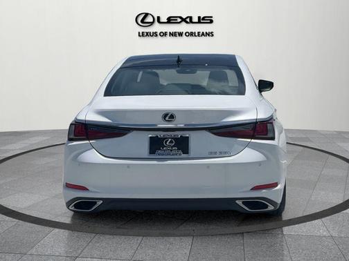 2025 Lexus ES 350 Base