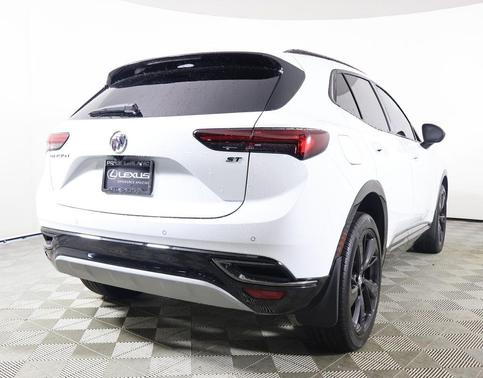 2022 Buick Envision FWD Essence