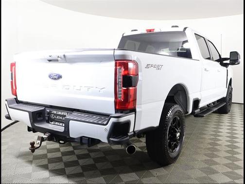 OXFORD WHITE 2023 Ford F-250 XLT