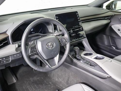 2021 Toyota Avalon XLE