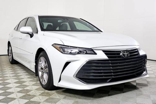 2021 Toyota Avalon XLE
