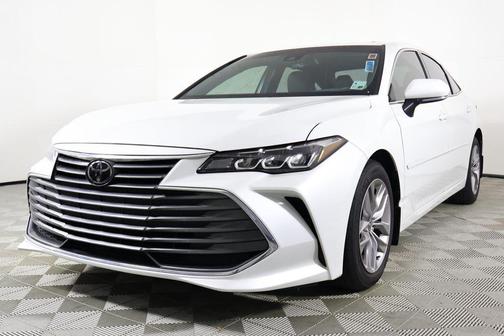 2021 Toyota Avalon XLE