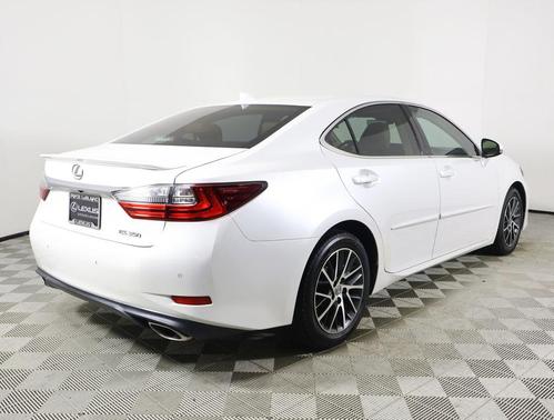 2017 Lexus ES 350 Base