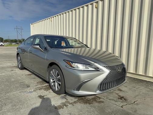 Atomic Silver 2021 Lexus ES 350 Base