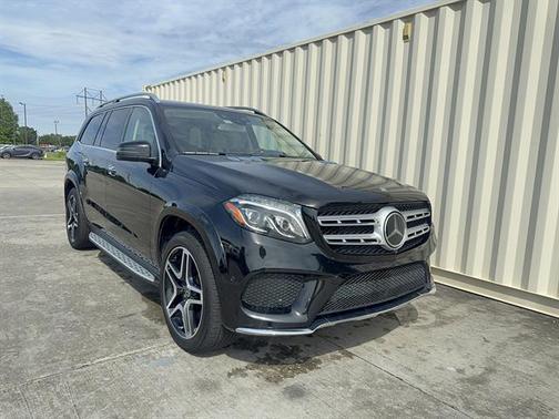 Obsidian Black Metallic 2017 Mercedes-Benz GLS 550 Base 4MATIC