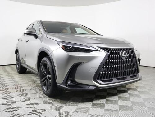 2022 Lexus NX 450h+ Luxury