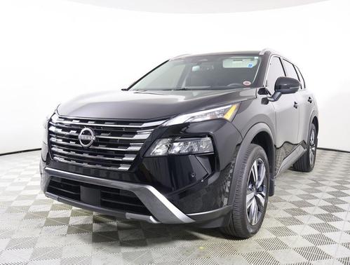2025 Nissan Rogue SL