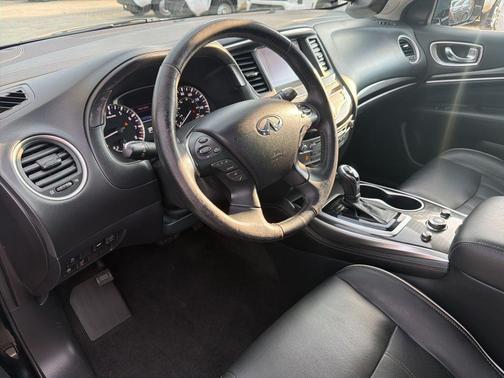 2017 INFINITI QX60 Base