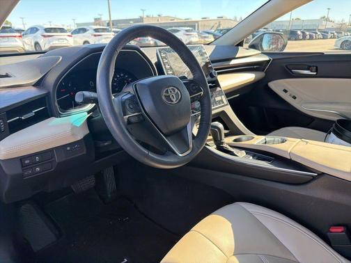 2021 Toyota Avalon XLE