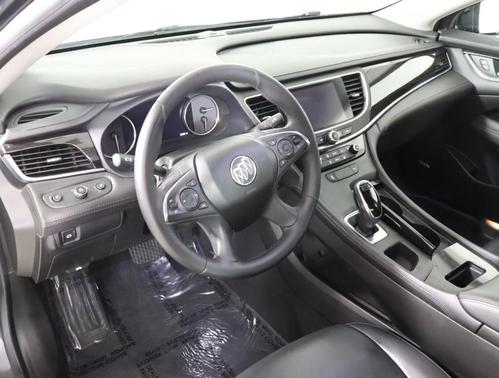 2017 Buick LaCrosse Essence