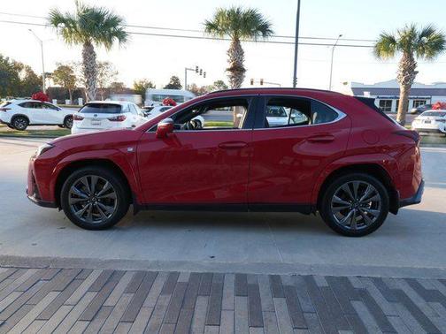 2024 Lexus UX 250h F SPORT Handling