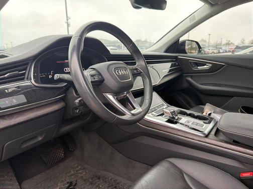 2021 Audi Q8 55 Premium Plus