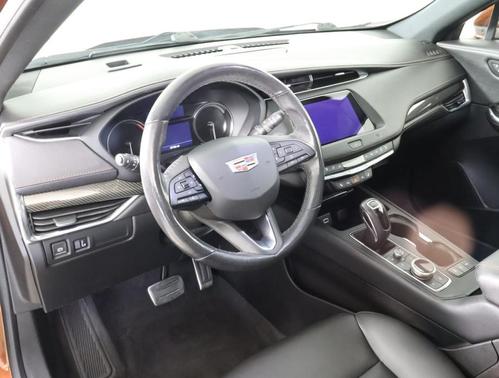 2019 Cadillac XT4 Sport