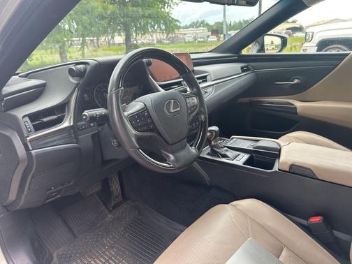2019 Lexus ES 350 Luxury