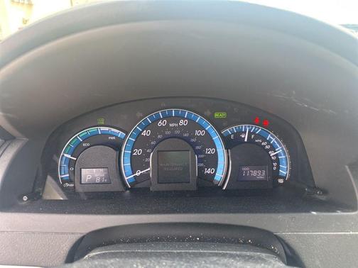 2012 Toyota Camry Hybrid XLE