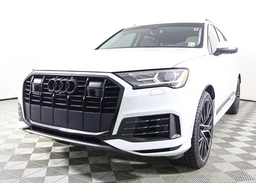 2022 Audi Q7 55 Prestige