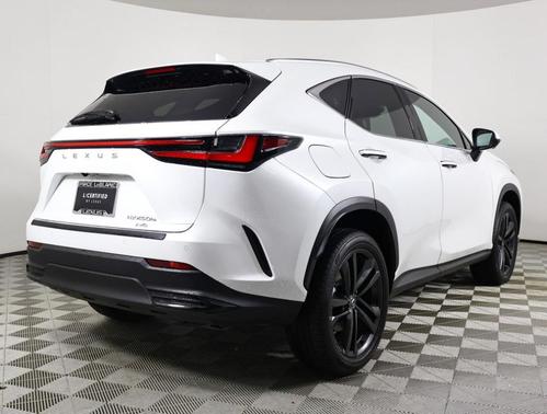 2024 Lexus NX 450h+ Luxury