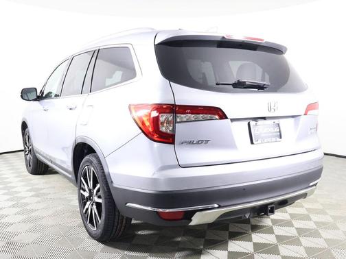 2019 Honda Pilot Touring 8-Passenger