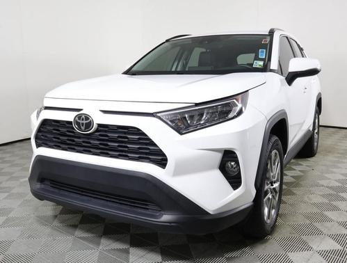 2020 Toyota RAV4 XLE Premium