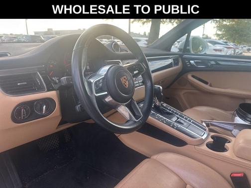 2017 Porsche Macan Base