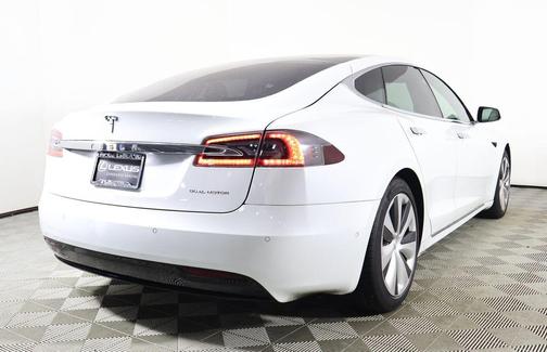 2021 Tesla Model S Long Range