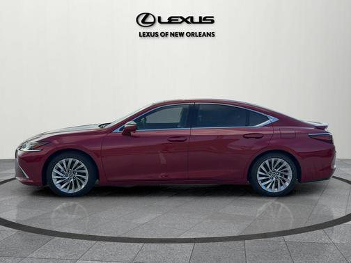 2022 Lexus ES 350 Ultra Luxury