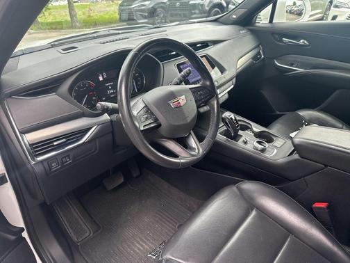 2019 Cadillac XT4 Premium Luxury
