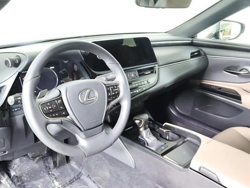 2025 Lexus ES 350 Base