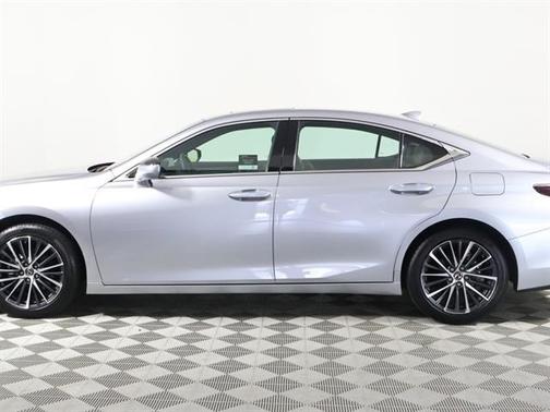 2025 Lexus ES 350 Base