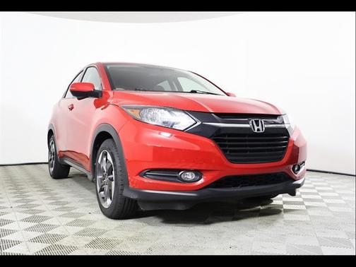 Milano Red 2018 Honda HR-V EX