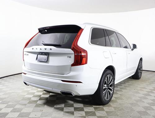 2020 Volvo XC90 T5 Momentum