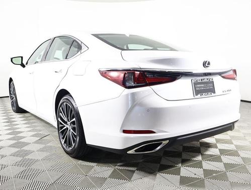 2025 Lexus ES 350 Base