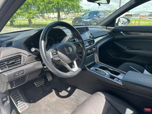 2019 Honda Accord Sport 2.0T
