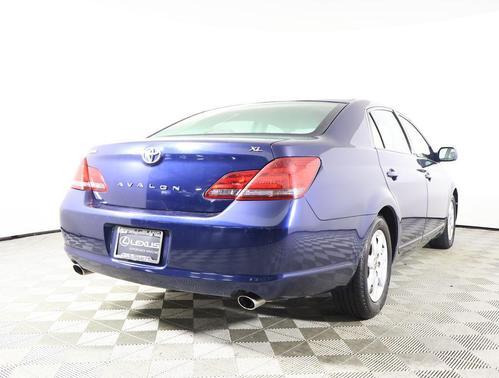 2008 Toyota Avalon XL